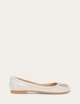 Frye Women's Ivory Carson Logo Ballet Flats Ivory
