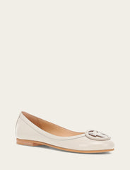 Frye Women's Ivory Carson Logo Ballet Flats Ivory