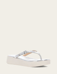 Frye Women's Silver Maya Buckle Thong Sandals Silver