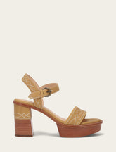 Frye Women’s Banana Pipa Woodstock Sandals Banana