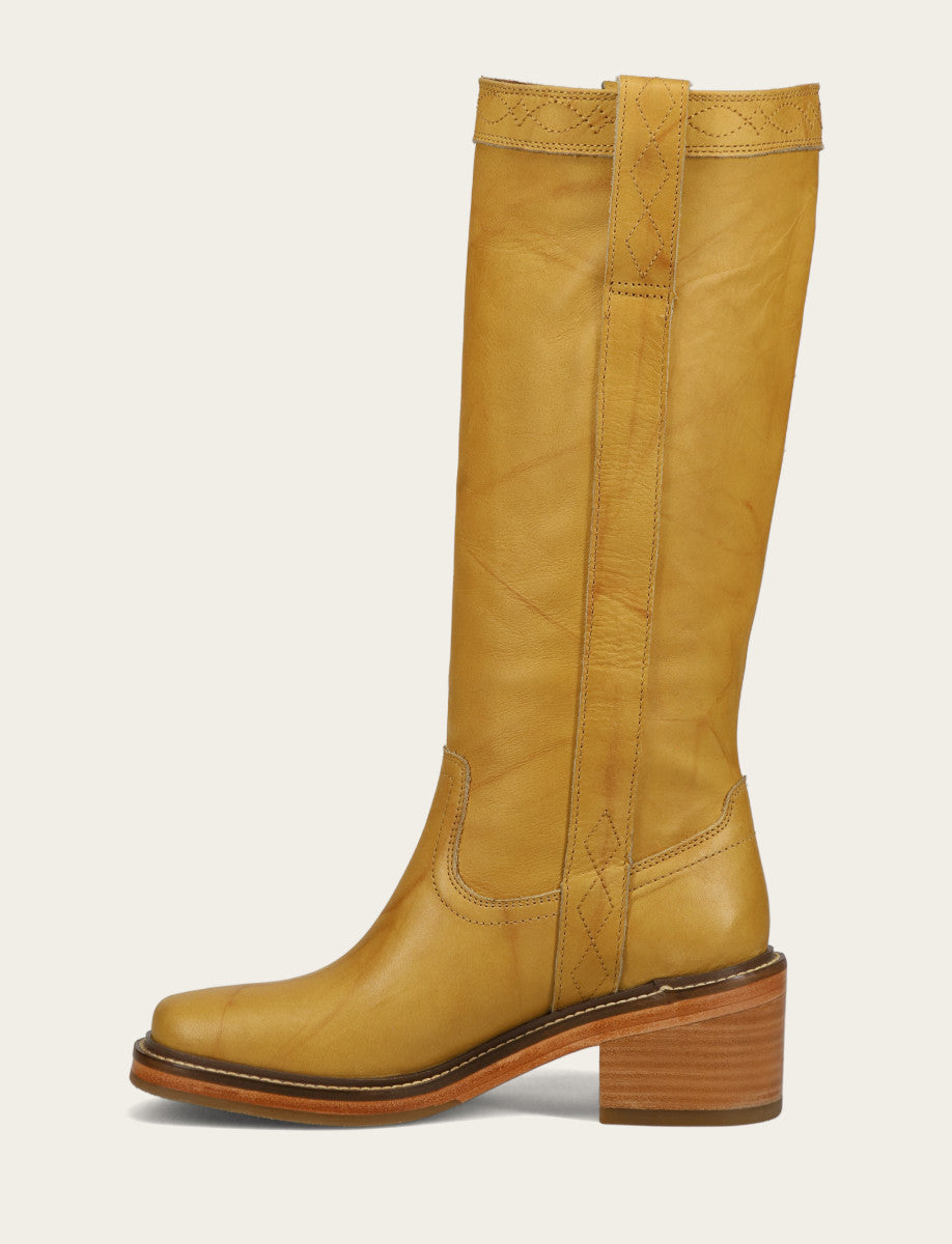 Frye Women's Banana Kate Pull On Boots Banana