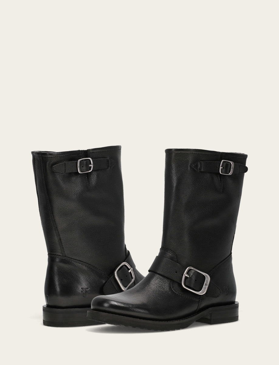 Frye Veronica Flex Short Black