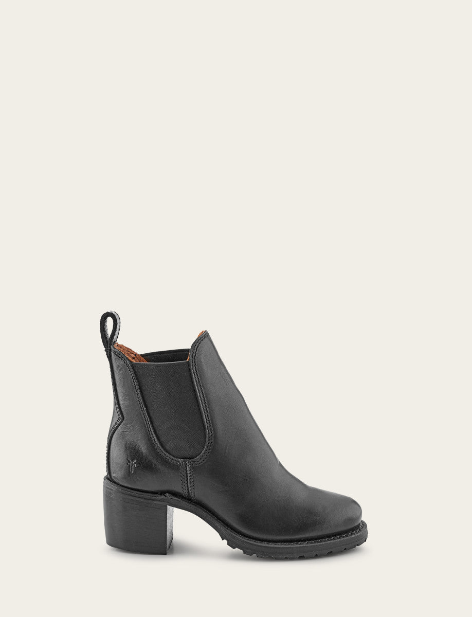 Frye Women's Black Sabrina Chelsea Boots Black