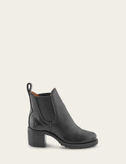 Frye Women's Black Sabrina Chelsea Boots Black