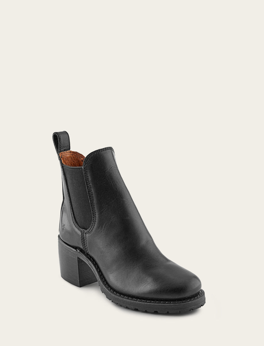 Frye Women's Black Sabrina Chelsea Boots Black