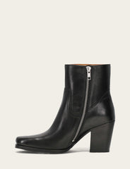 Frye Women's Black Shiloh Zip Booties Black