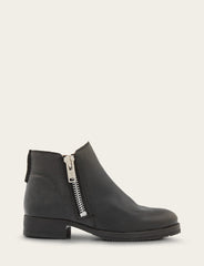 Frye Women's Black Madison Moto Shooties Black