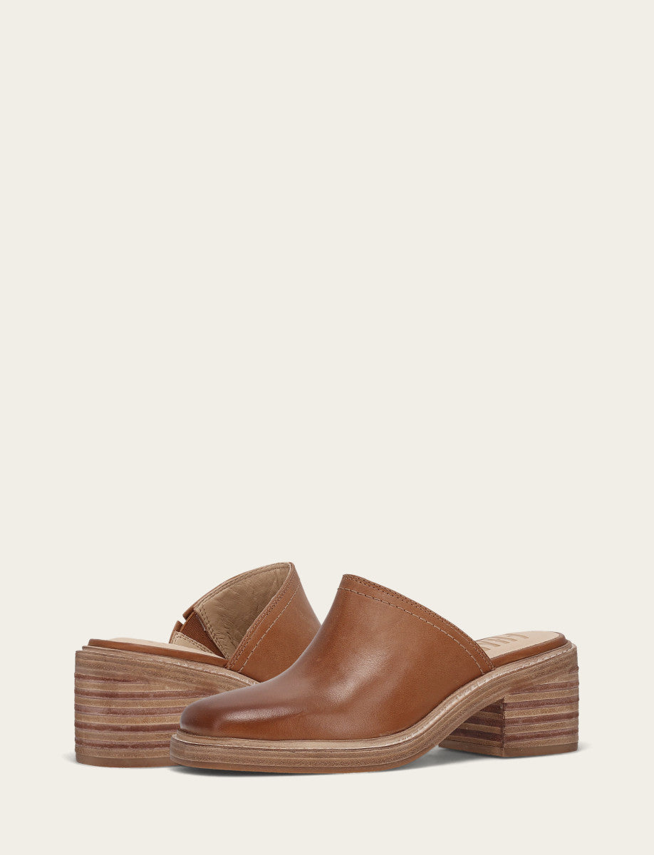 Frye Kate Mule Saddle