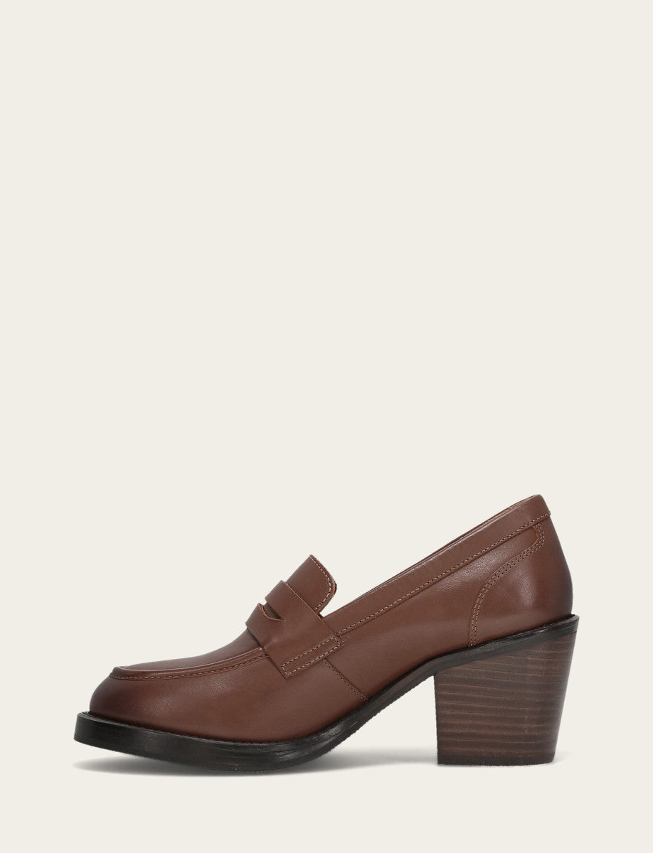 Frye Women's Walnut Rylee Loafer Walnut