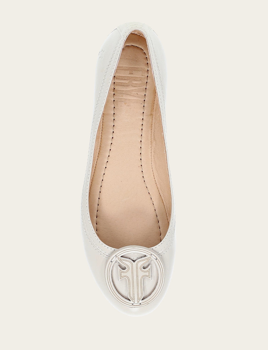 Frye Women's Ivory Carson Logo Ballet Flats Ivory