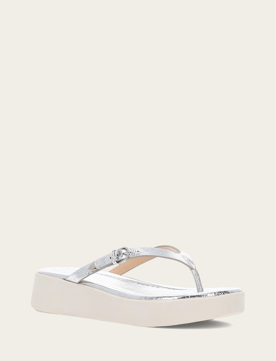 Frye Women's Silver Maya Buckle Thong Sandals Silver