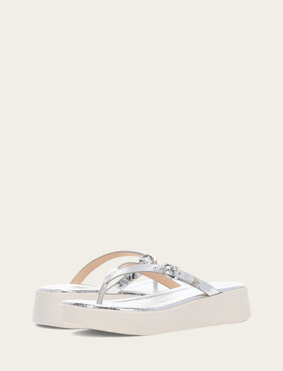 Frye Women's Silver Maya Buckle Thong Sandals Silver