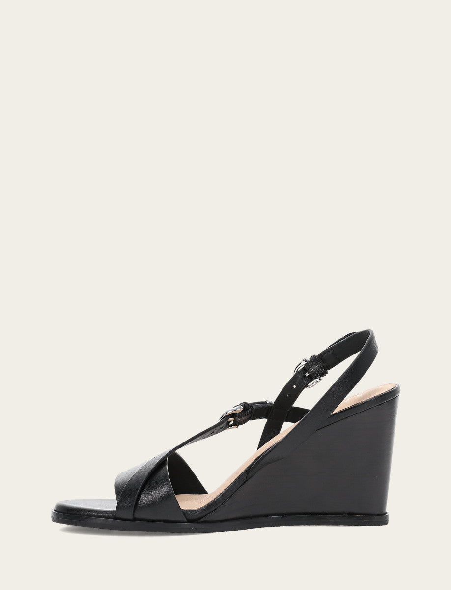 Frye Women's Black Rachel Buckle Sandals Black