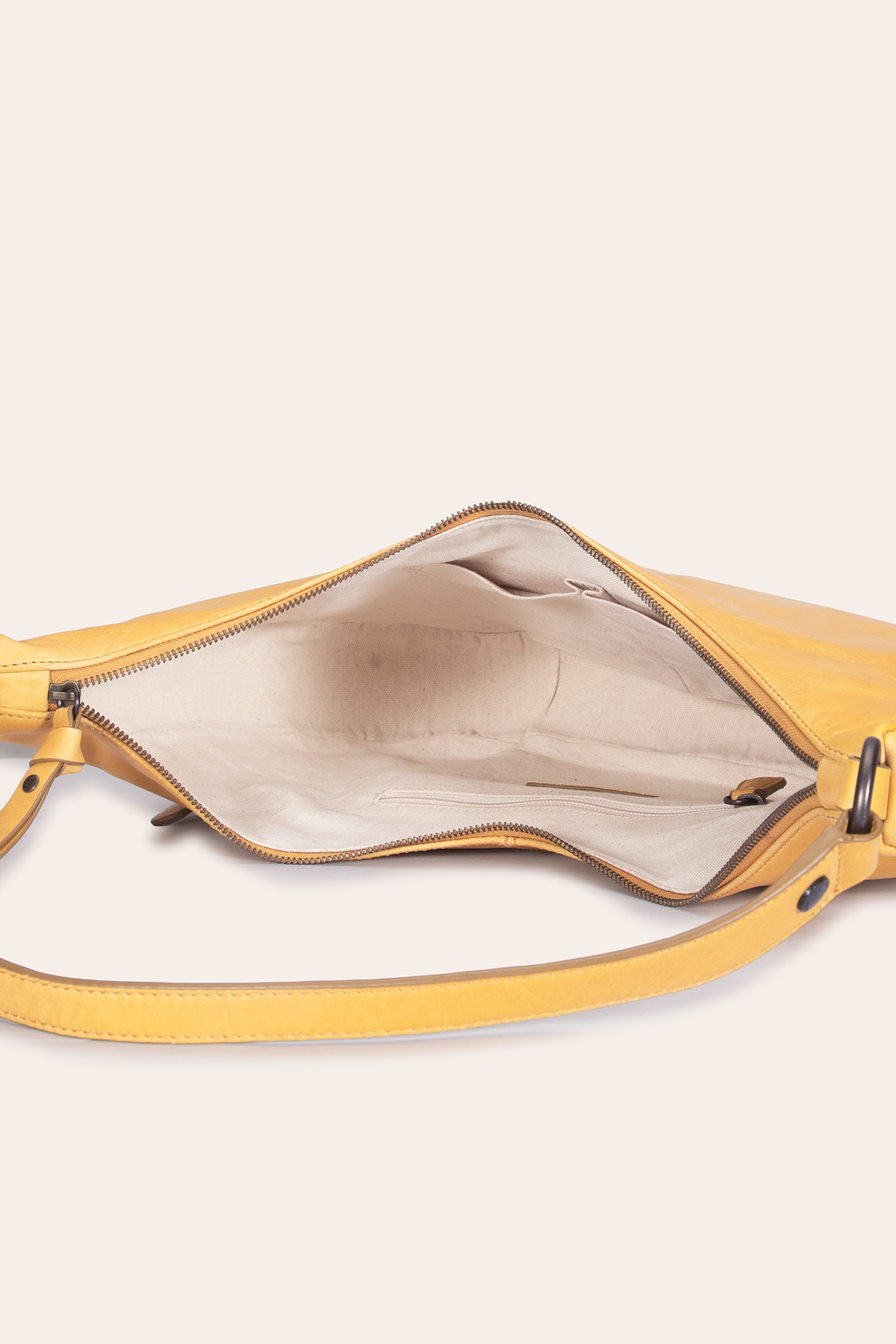 Frye Women's Melissa Crescent Hobo Handbag Mustard