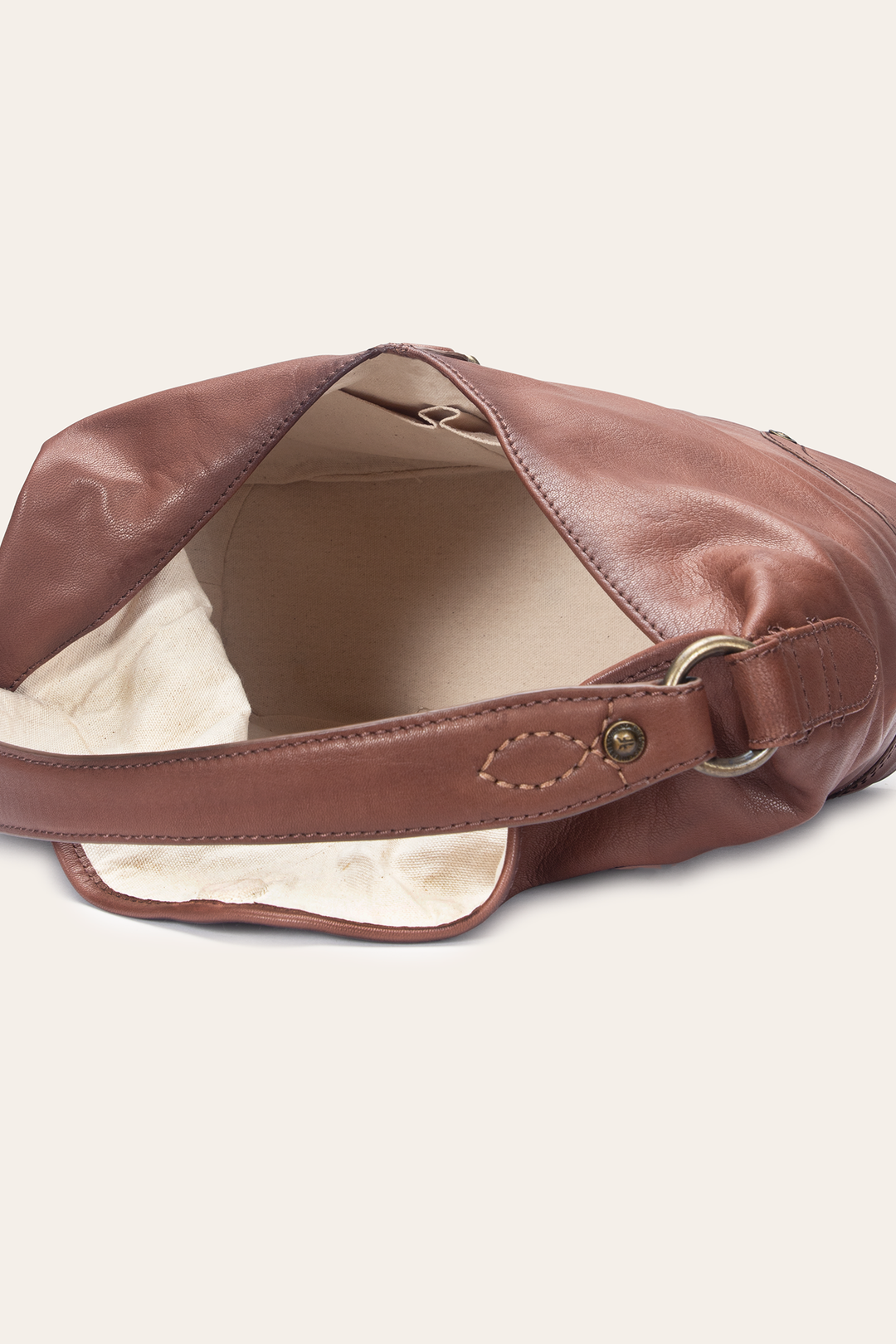 Frye Campus Cognac Hobo Cognac