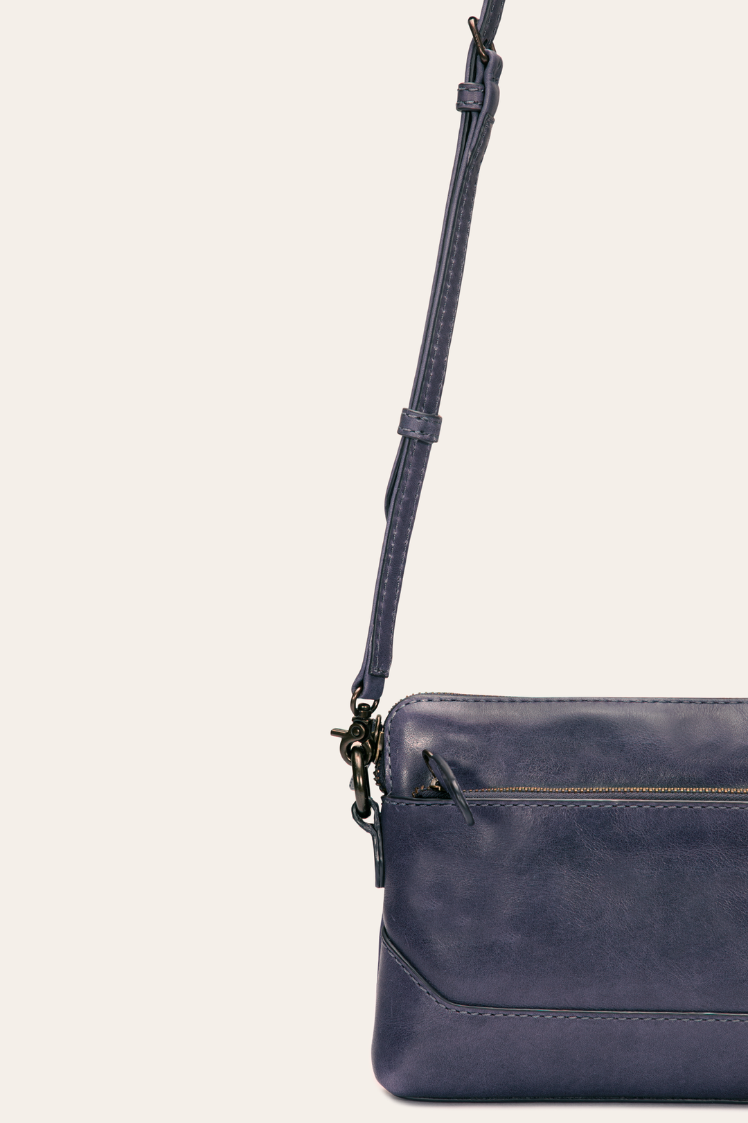 Frye Melissa Eggplant Crossbody Wristlet Eggplant