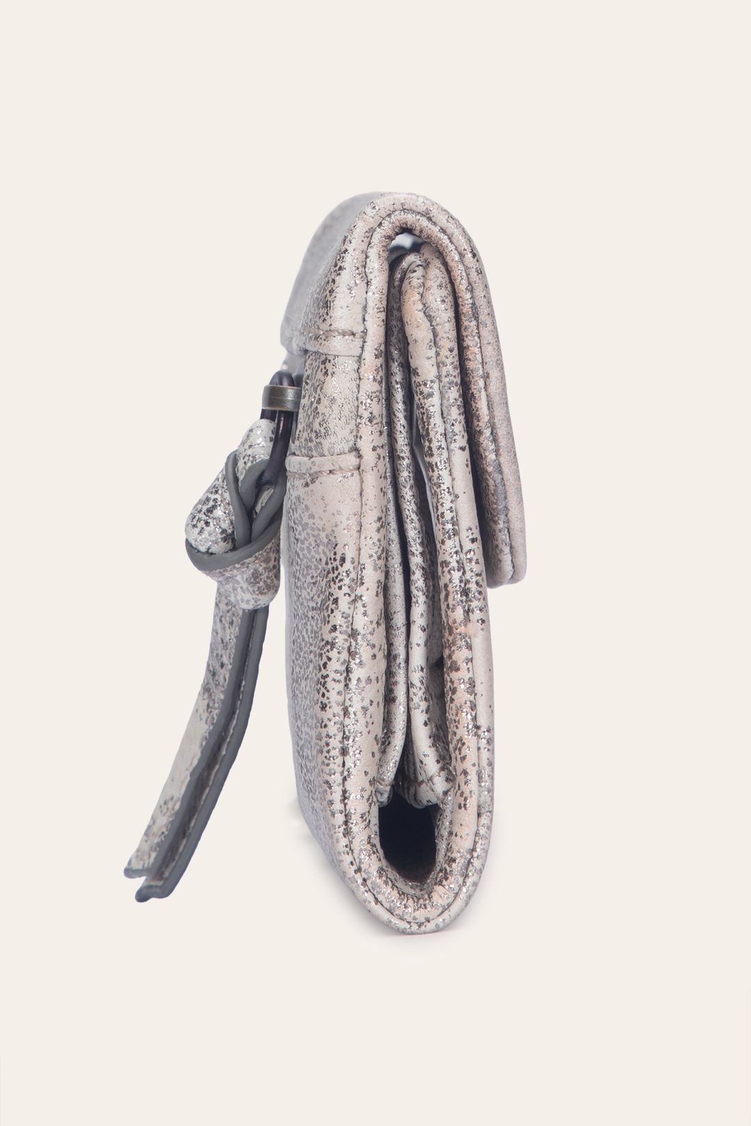 Frye Women's Nora Knotted Small Wallet Cream Metallic