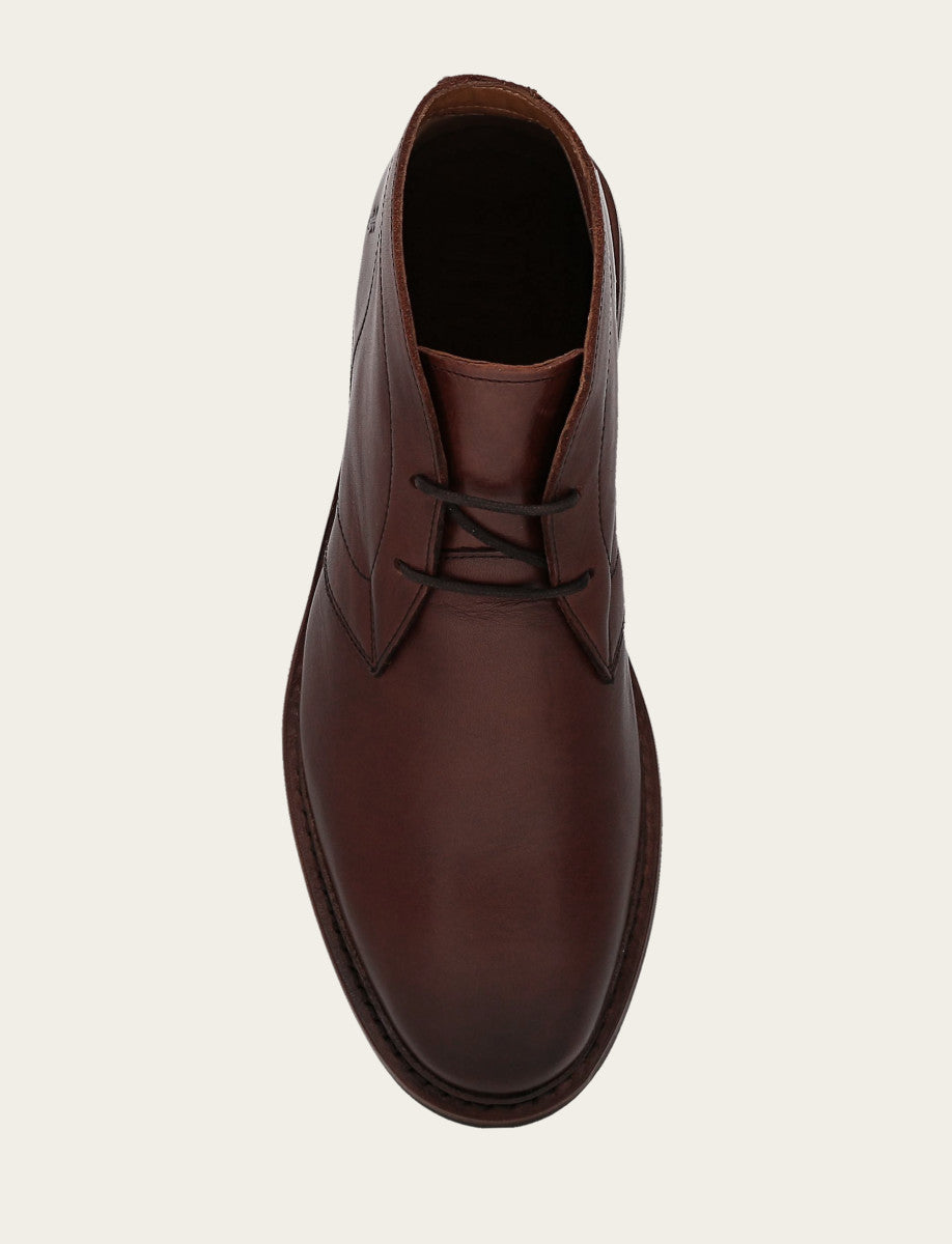 Frye Men’s Brown Oiled Leather Paul Chukka Boots Brown