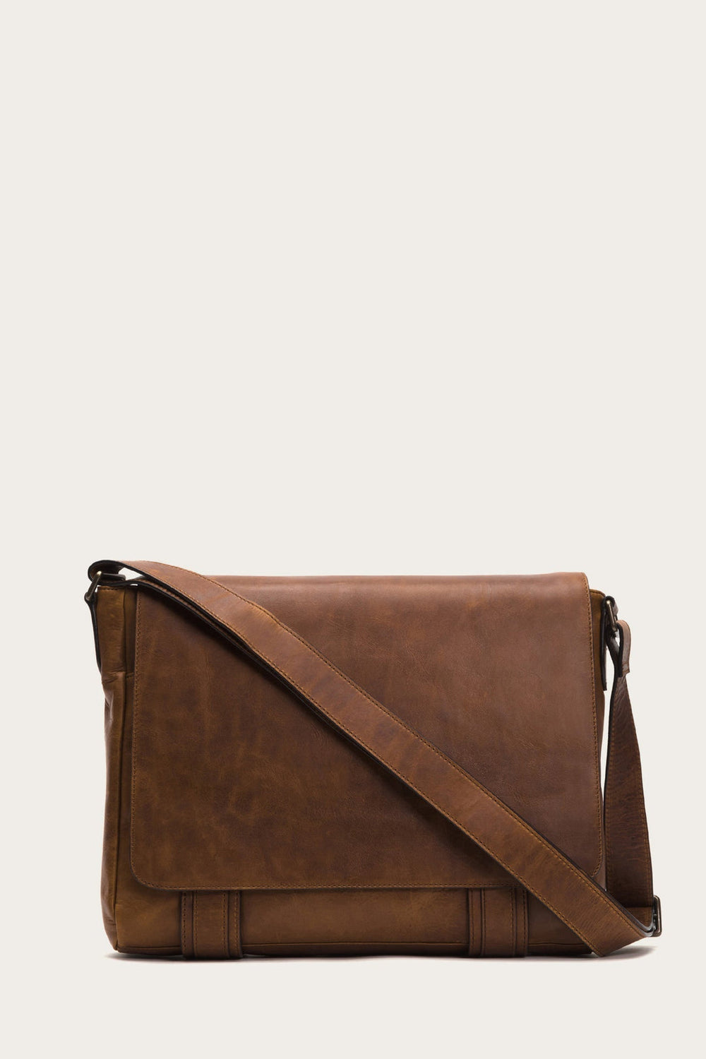 Frye Logan Messenger Cognac