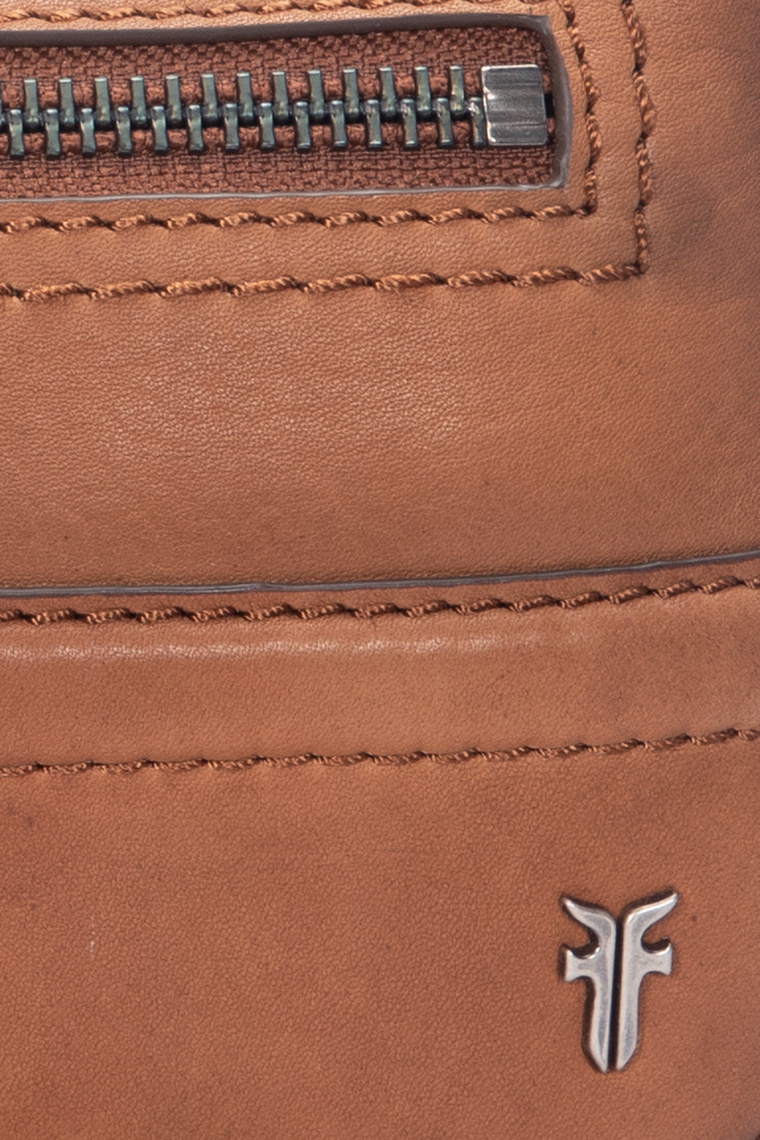 Frye Nash Cognac Dopp Kit Cognac