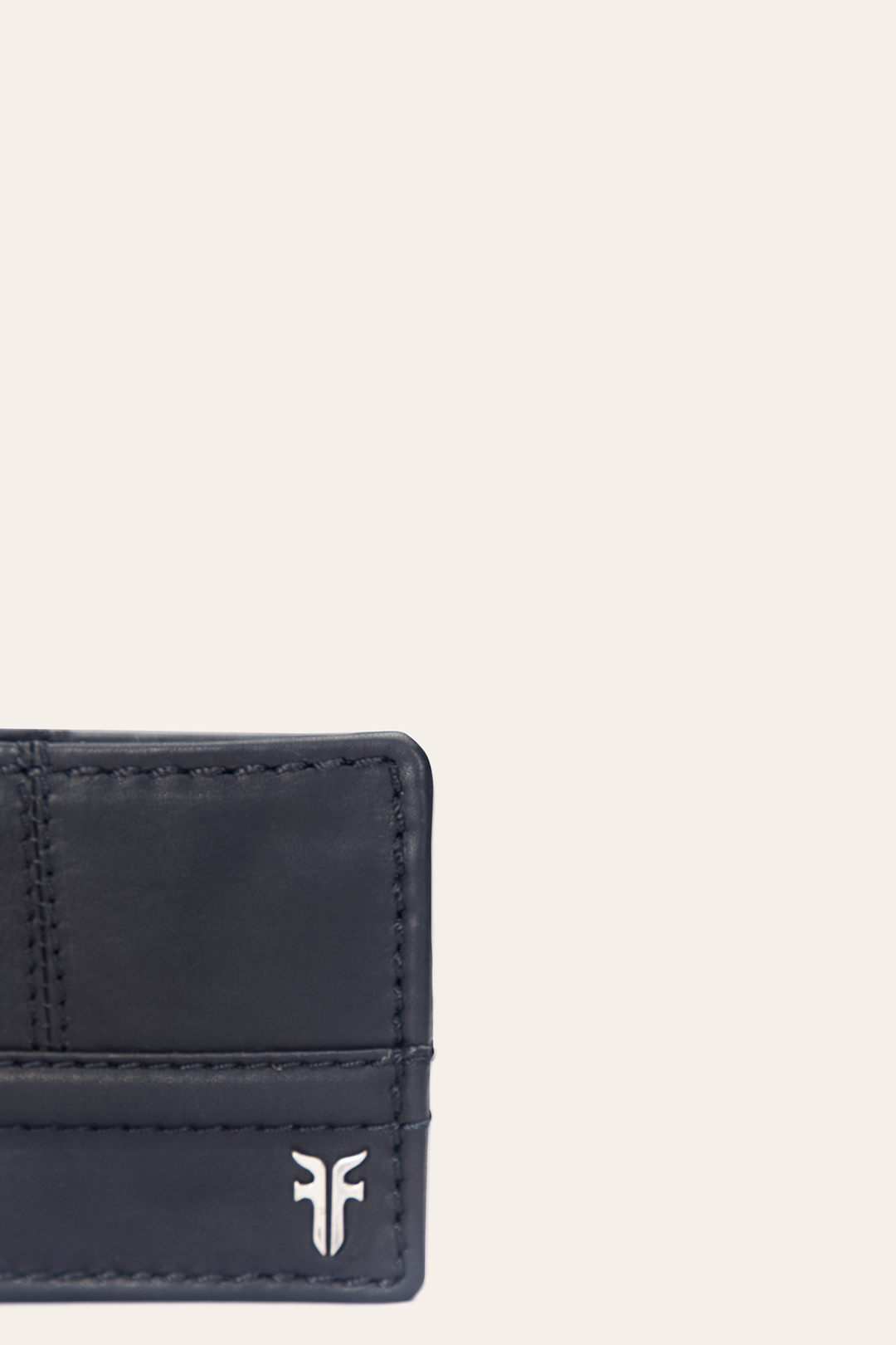 Frye Nash Black Bifold With Foldout Cc Black